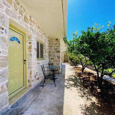 Lemons&Olives Rooms Himare Exteriör bild